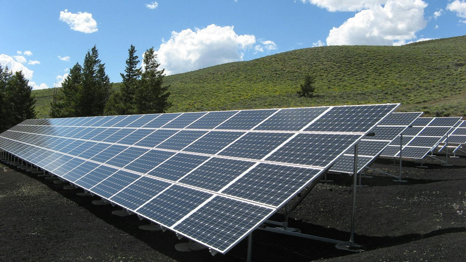 Nigeria commences export of solar panels to Ghana to expand renewable energy capacity