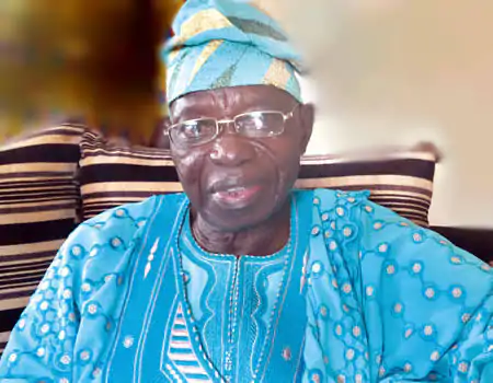 Lere Paimo counters Pete Edochie’s seniority claim, sets record straight